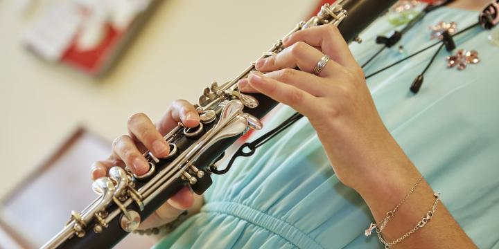 Uniek concert met meer dan tachtig klarinettisten op de Noordkade