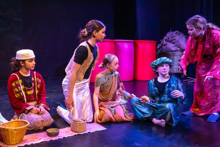 Musicalles 9+ door Caresse